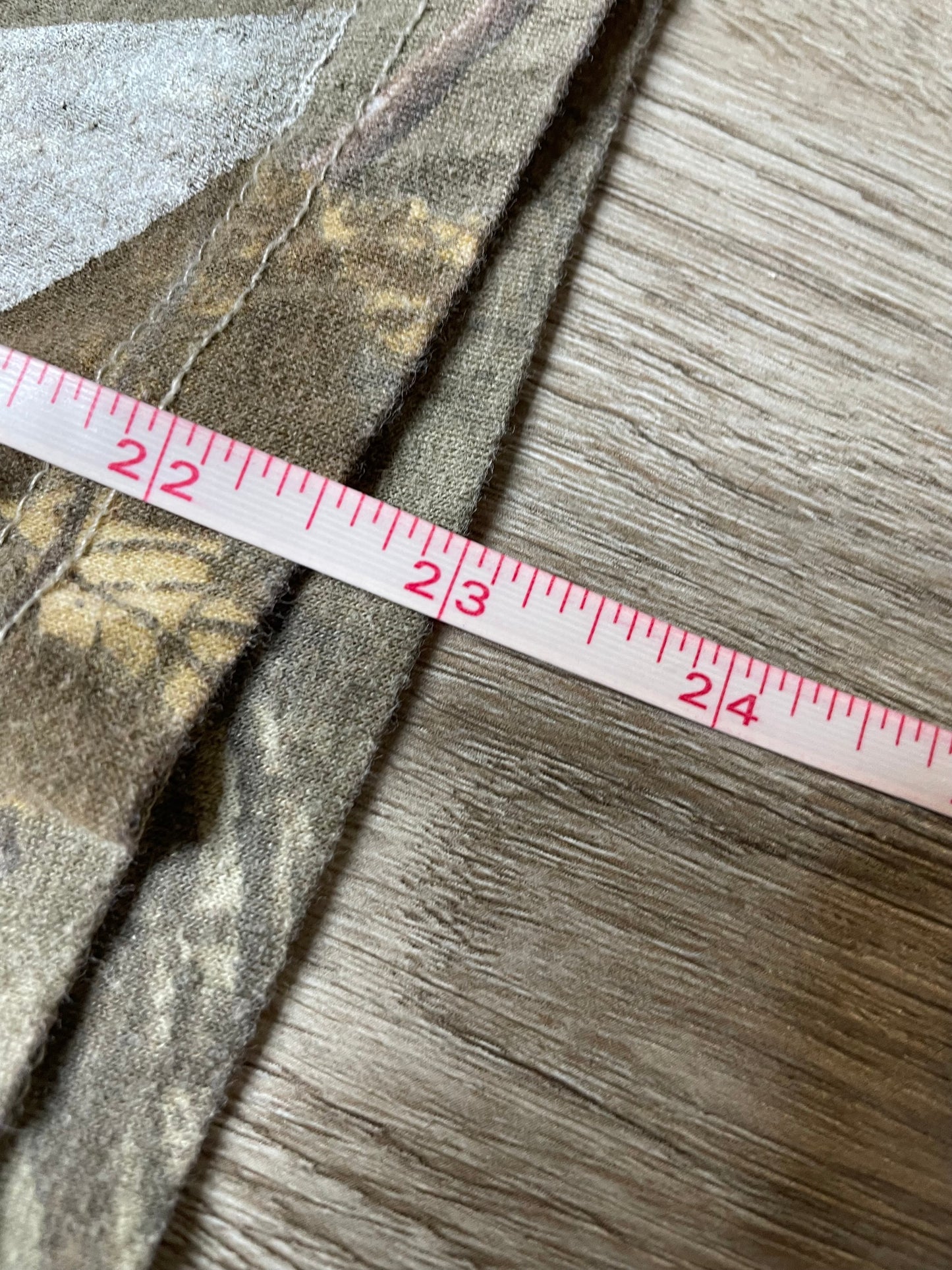 SNOW STRIPPERS CAMO TEE SMALL